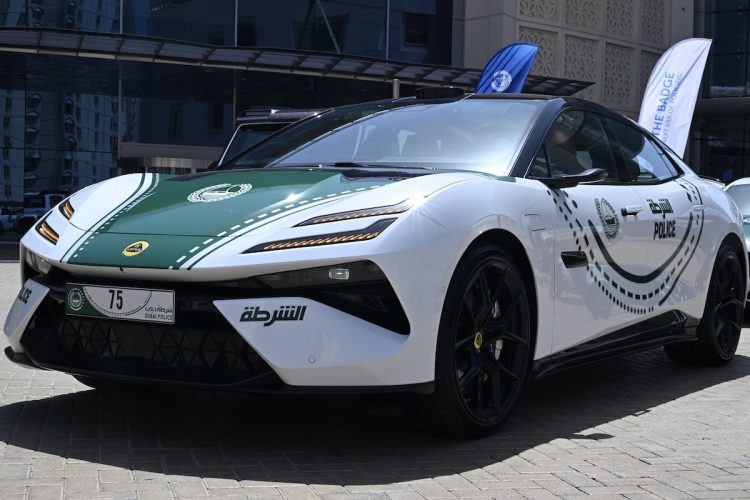 Le garage de rêve de la Police de Dubaï s&rsquo;enrichit d&rsquo;un nouvel engin incroyable !