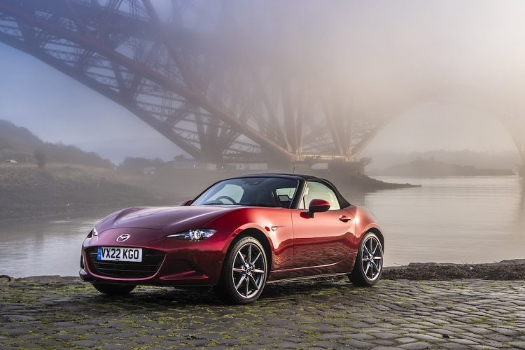 Mazda MX-5 : savourez la vie avec une remise incroyable de 3 500 € à partir de 29 500 € !
