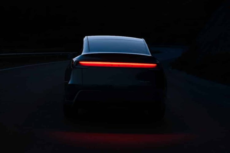 Le feu arrière du Tesla Model Y : un mystère qui intrigue et fascine !