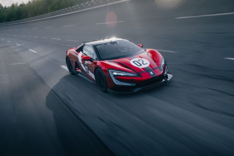 La BYD Yangwang U9 Xtreme à 496 km/h : la Bugatti mise à l’épreuve dans un face-à-face inattendu (vidéo)