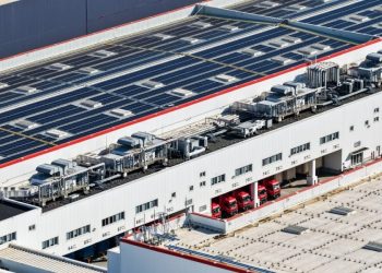 La production solaire massive des sites de Tesla à Shanghai va-t-elle bouleverser l&rsquo;industrie ?