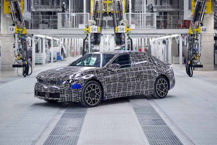 BMW i3 : l’étonnante arme électrique qui bouleverse tout sur son passage