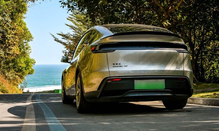 La flotte mondiale de Tesla dépasse les 9 millions de véhicules : êtes-vous prêt pour ce tournant majeur ?