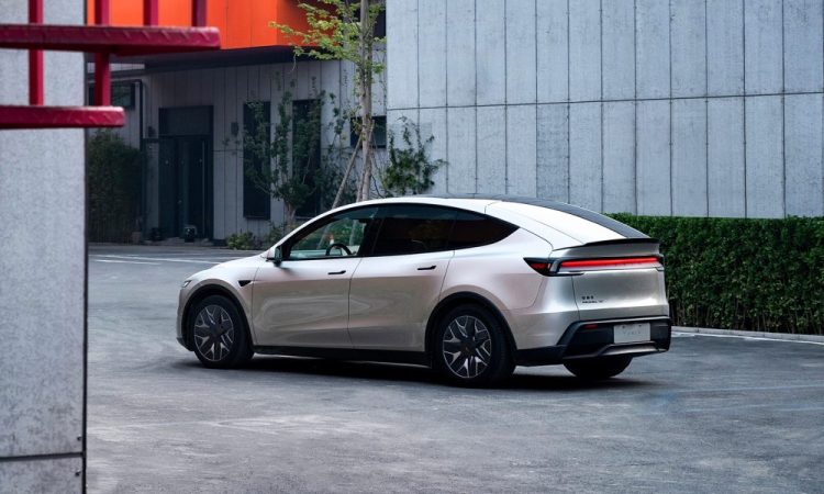 Découvrez comment l’expansion de la gamme Tesla Model Y révèle une réalité troublante pour les consommateurs !