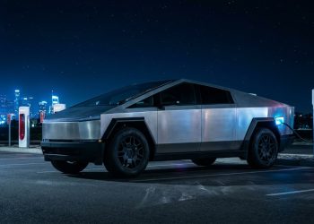 Le fusionnement de Tesla et SpaceX qui fait tant de bruit construit en silence quelque chose d&rsquo;incroyable.