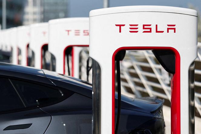 Tesla enregistre des ventes records dans des marchés clés : une surprise mondiale qui change la donne !