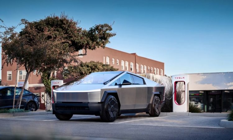 Le prix du Tesla Cybertruck fait grimper l’angoisse : deux des trois versions subissent une hausse inattendue !